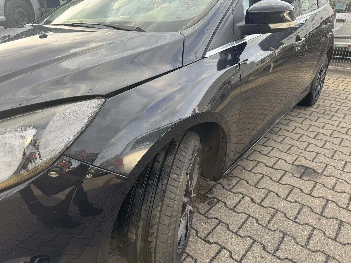Ford Focus 3 original Kotfl&uuml;gel vorn links Panther Schwarz Bj.2011